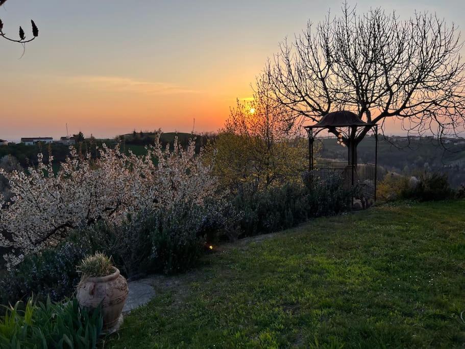 Villa Rustico Im Piemont Mit Panorama Clavesana Exterior foto